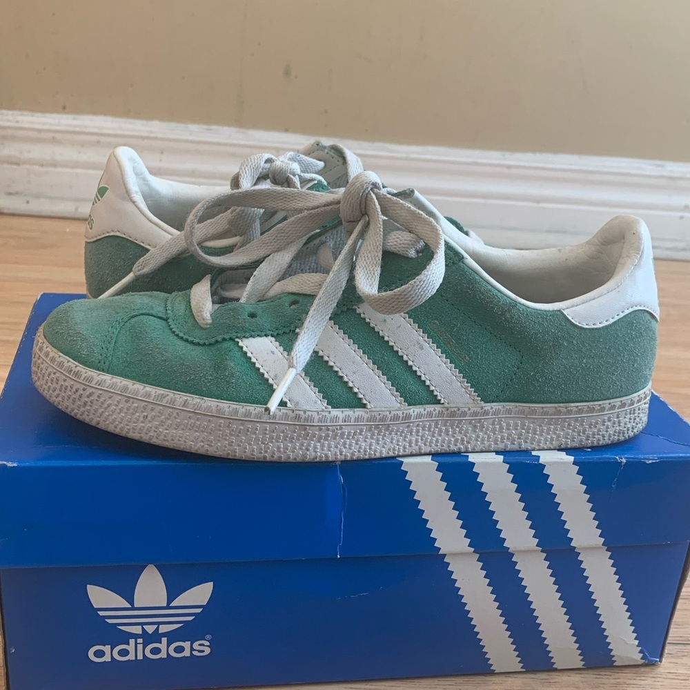 VINTAGE ADIDAS GAZELLE